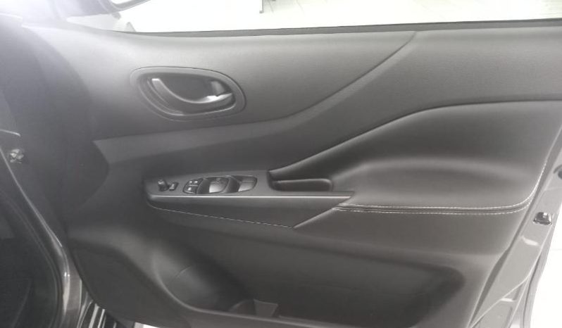 
								Nissan Navara 2.5D Pro-4X D Cab 4X4 At full									