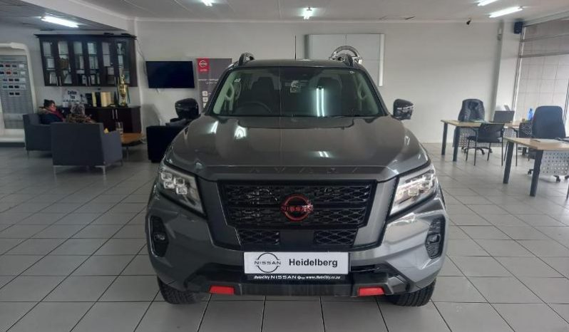
								Nissan Navara 2.5D Pro-4X D Cab 4X4 At full									