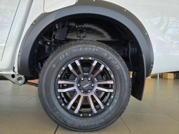 
										Nissan Navara 2.5D Xe D Cab 4X2 full									