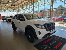 
										Nissan Navara 2.5D Xe D Cab 4X2 full									