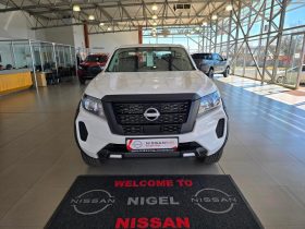 Nissan Navara 2.5D Xe D Cab 4X2