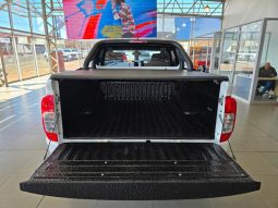 
										Nissan Navara 2.5D Xe D Cab 4X2 full									