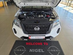 
										Nissan Navara 2.5D Xe D Cab 4X2 full									