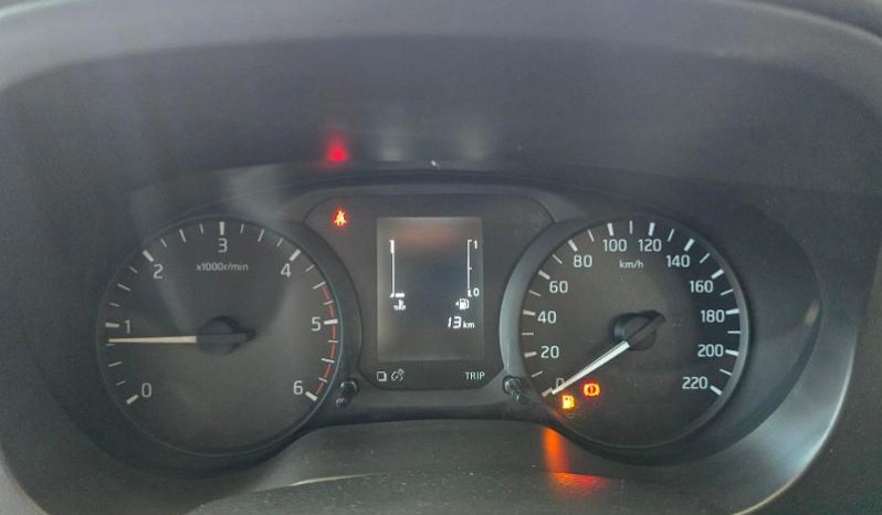 
								Nissan Navara 2.5D Xe D Cab 4X2 full									