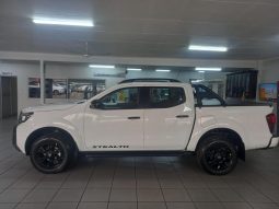 
										Nissan Navara 4X4 STEALTH AUTO D/CAB full									