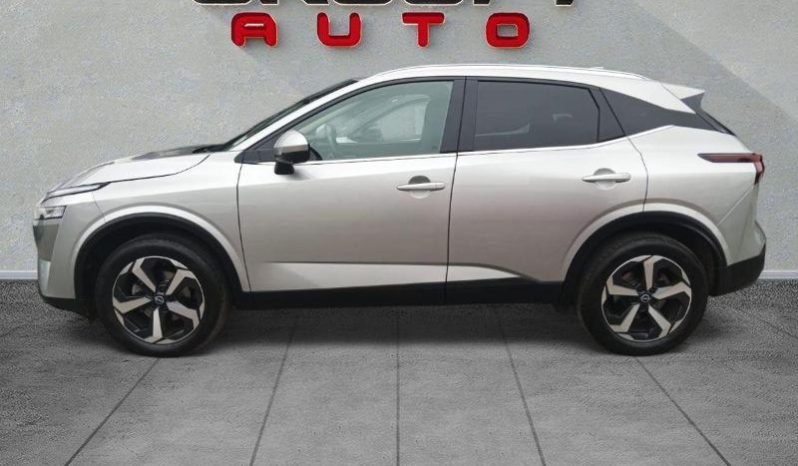 
								Nissan Qashqai 1.3T Acenta Xtronic 2-Tone full									