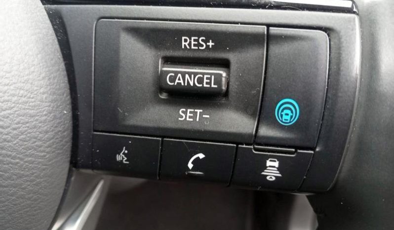
								Nissan Qashqai 1.3T Acenta Xtronic 2-Tone full									