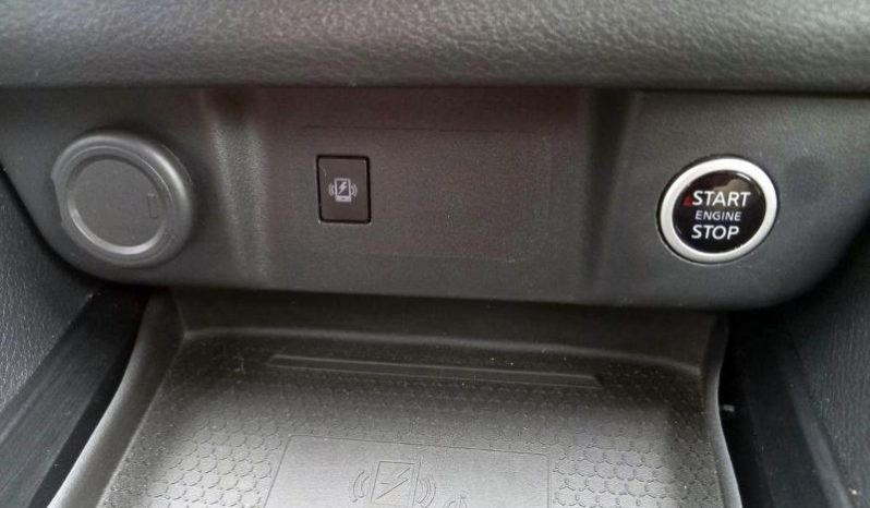 
								Nissan Qashqai 1.3T Acenta Xtronic 2-Tone full									