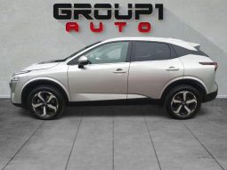 
										Nissan Qashqai 1.3T Acenta Xtronic 2-Tone full									