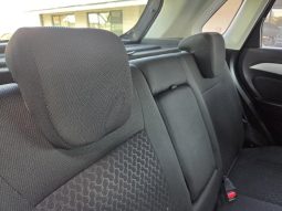 
										Toyota Urban Cruiser 1.5 Xr full									