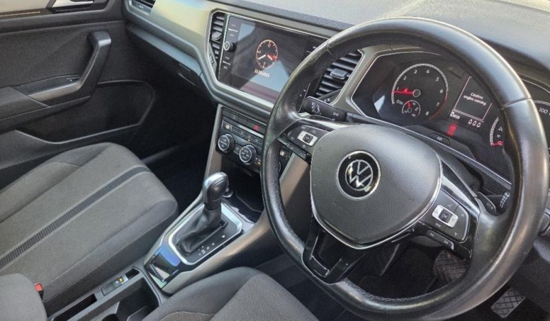 
								Volkswagen T-Roc 1.4 Tsi Design Tiptronic full									