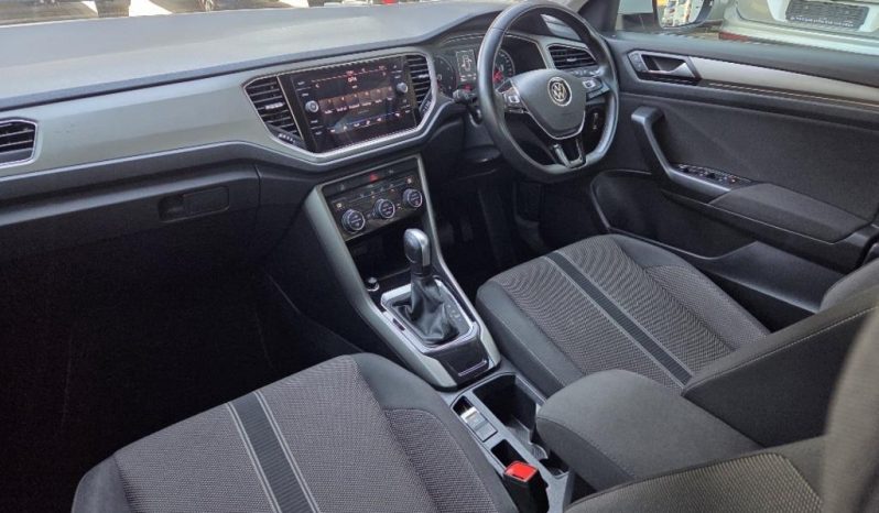 
								Volkswagen T-Roc 1.4 Tsi Design Tiptronic full									