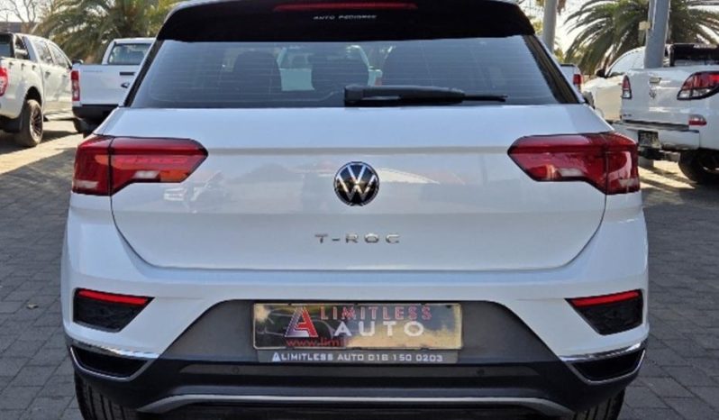 
								Volkswagen T-Roc 1.4 Tsi Design Tiptronic full									