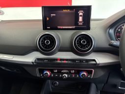 
										AUDI Q2 35 TFSI URBAN EDITION full									
