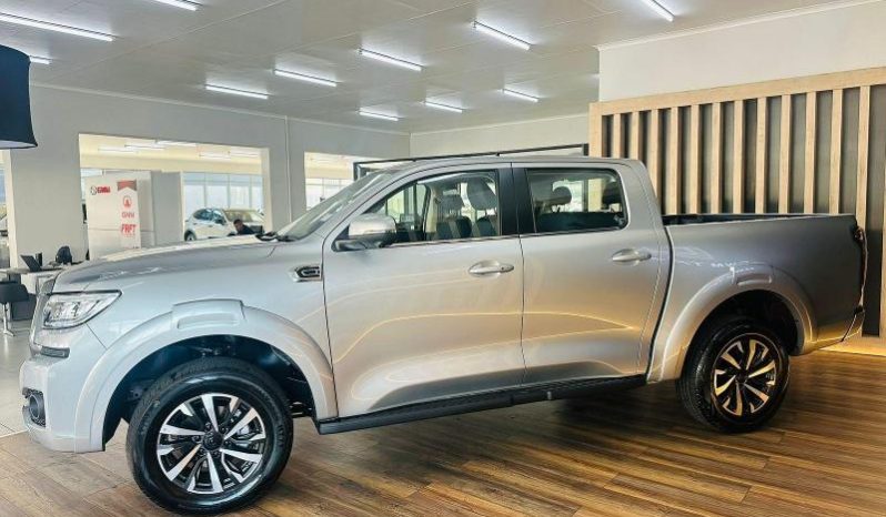 
								Gwm P300 2.4T Ls D Cab 2wd full									