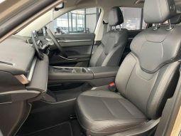 
										Haval H6 2.0T Super Luxury 2wd 9dct full									