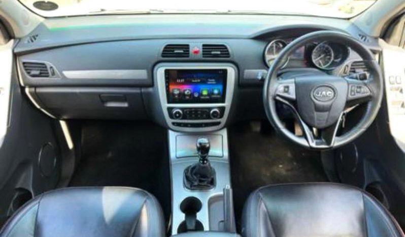 
								JAC T8 2.0 Tci Lux 4X4 full									