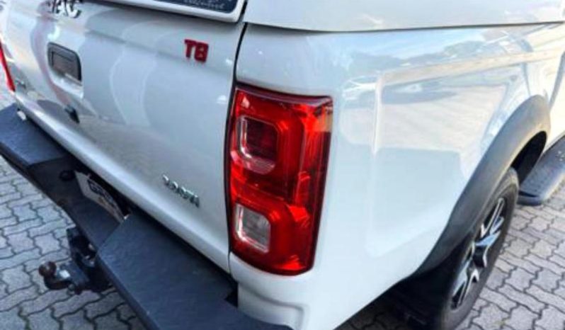 
								JAC T8 2.0 Tci Lux 4X4 full									