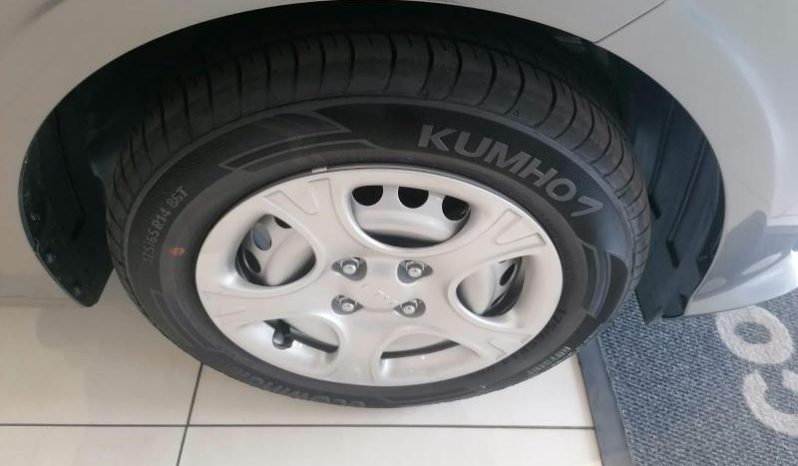 
								Kia Picanto 1.0 Ls At full									