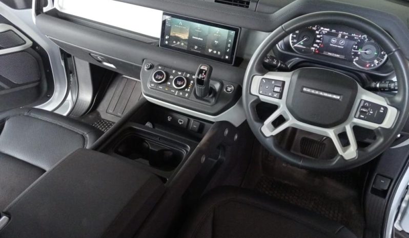 
								LAND ROVER DEFENDER 110 3.0 D D300 SE (221KW) full									