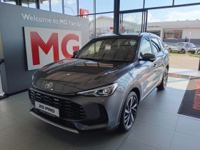 MG Zs Pro 1.5T Luxury Cvt