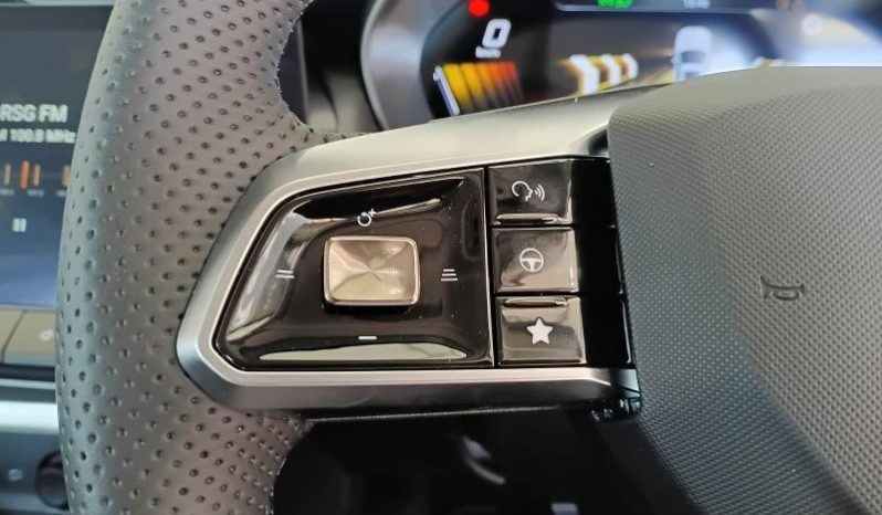 
								MG Zs Pro 1.5T Luxury Cvt full									