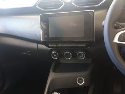 
										Nissan Magnite 1.0T Acenta full									