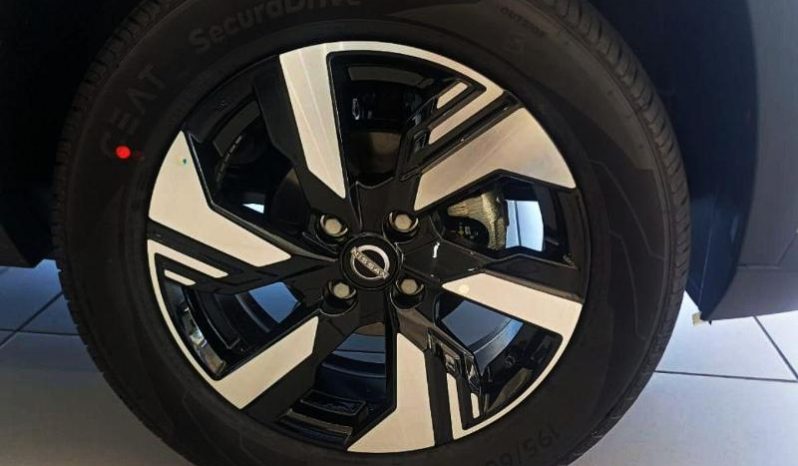 
								Nissan Magnite 1.0T Acenta full									