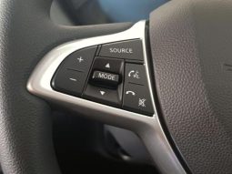 
										Nissan Magnite 1.0T Acenta full									