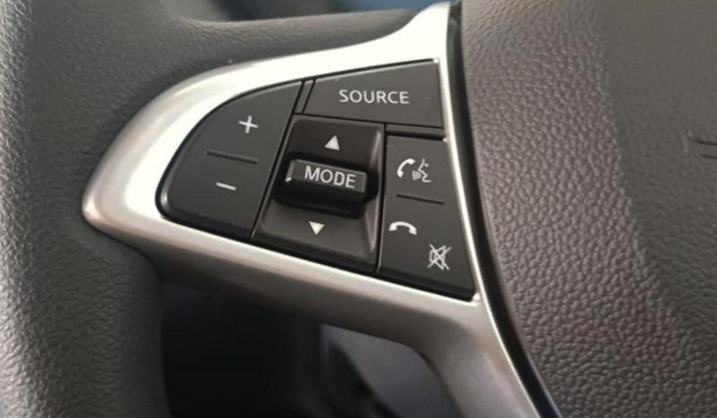 
								Nissan Magnite 1.0T Acenta full									