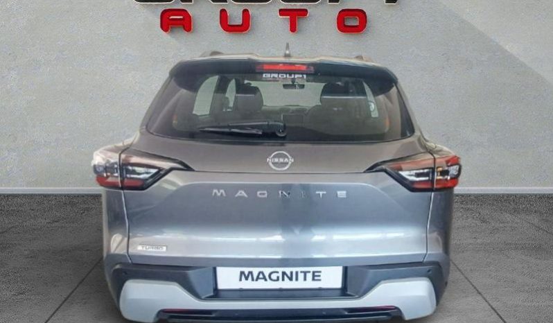 
								Nissan Magnite 1.0T Acenta full									