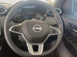 
										Nissan Magnite 1.0T Acenta full									