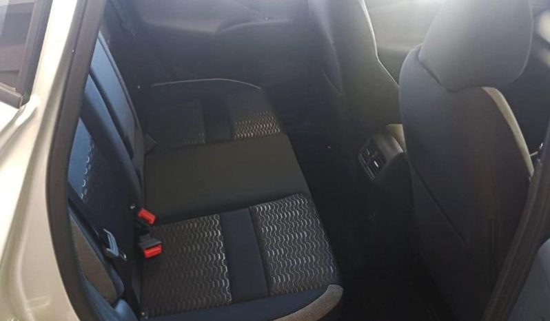 
								Nissan Magnite 1.0T Acenta full									