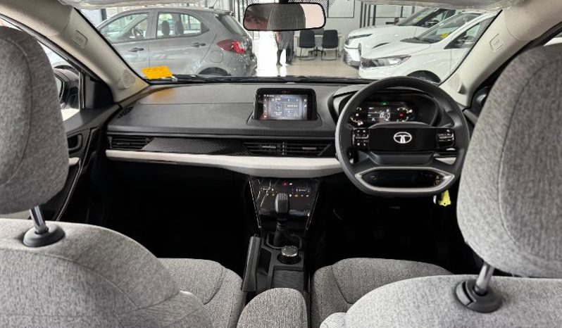 
								Tata Curvv 1.2T Pure Plus full									