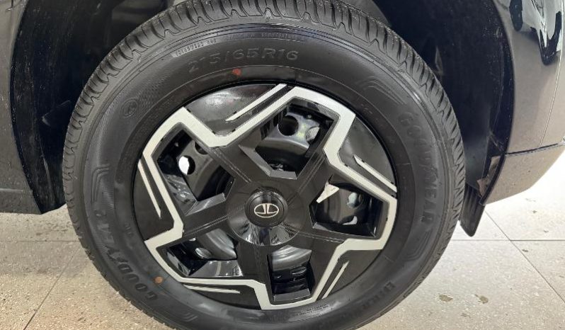 
								Tata Curvv 1.2T Pure Plus full									