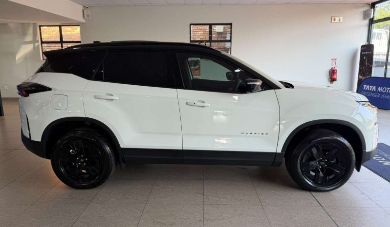
								TATA HARRIER HARRIER 2.0TD FEARLESS + A/T full									