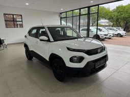 
										Tata Punch 1.2 Adventure full									