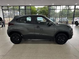 
										Tata Punch 1.2 Adventure full									