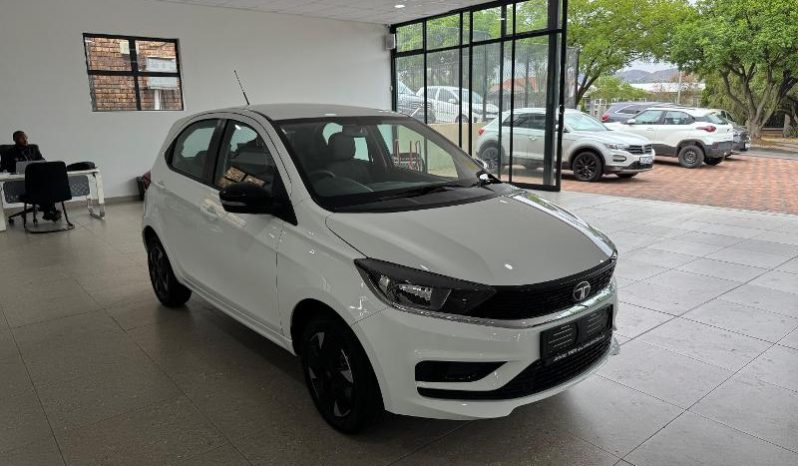 
								Tata Tiago 1.2 Xm full									