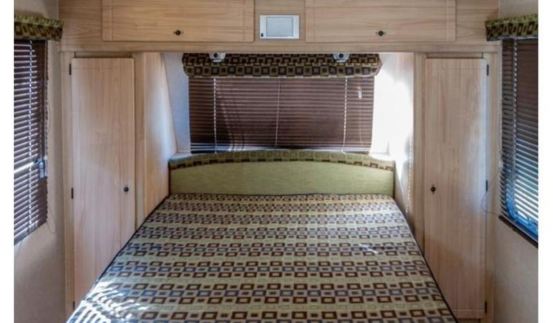
								Caravan Gypsey Regal full									