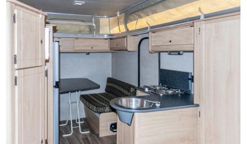 
								Caravan Gypsey Regal full									