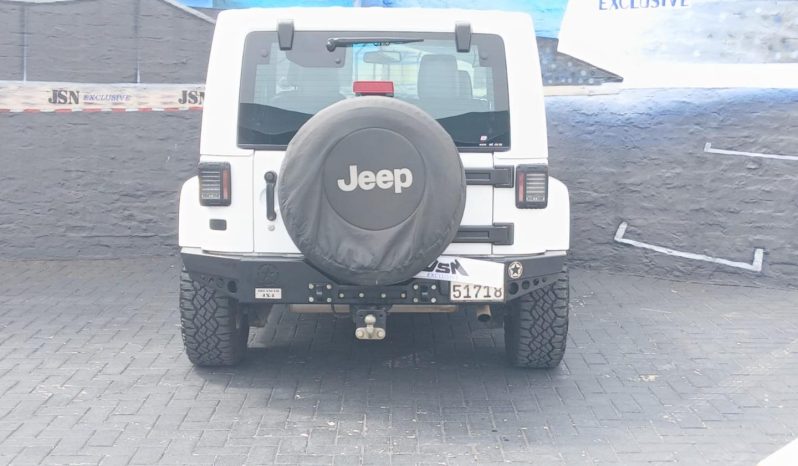 
								Jeep Wrangler Unlimited 3.6 V6 Sahara 75th Edition At full									