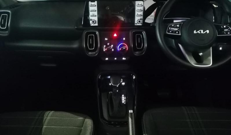 
								Kia Sonet 1.5 Lx Cvt full									