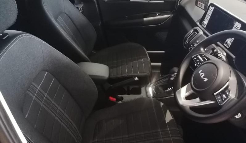 
								Kia Sonet 1.5 Lx Cvt full									