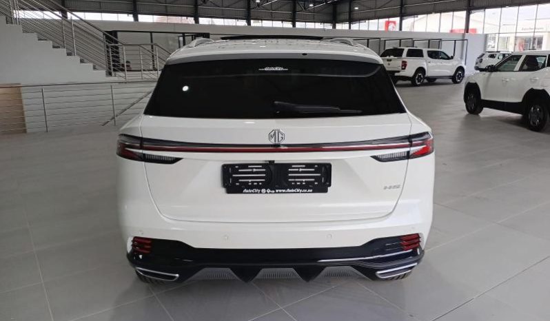 
								MG Hs 1.5T Luxury At full									