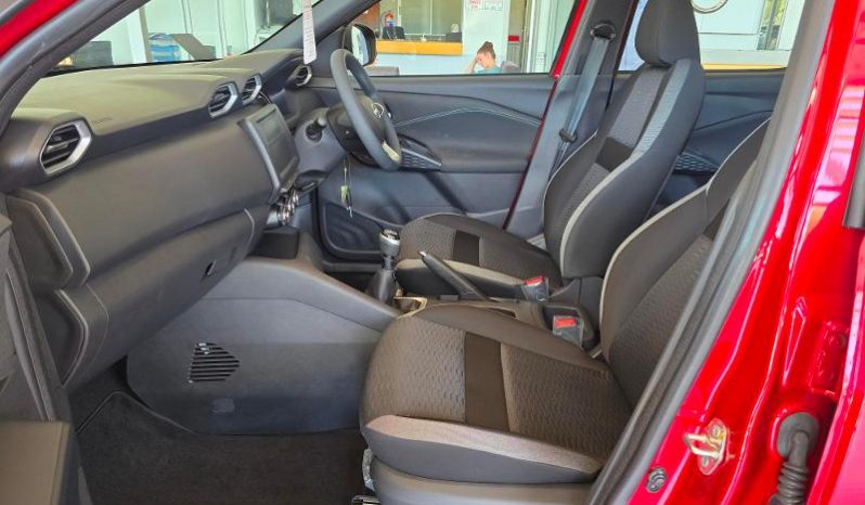 
								Nissan Magnite 1.0 Visia full									