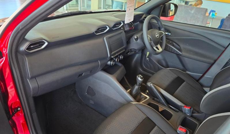 
								Nissan Magnite 1.0 Visia full									