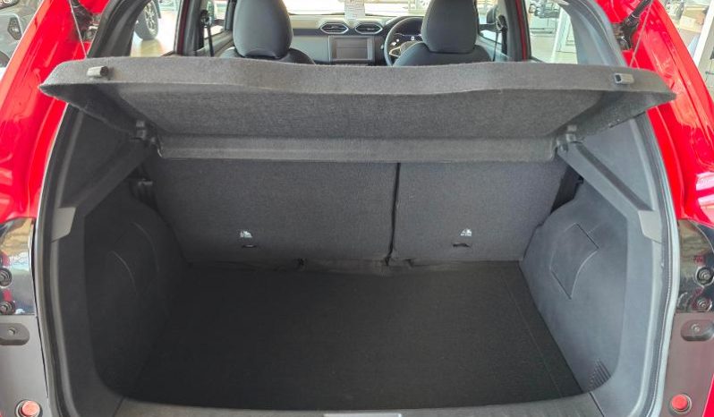 
								Nissan Magnite 1.0 Visia full									