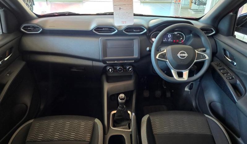 
								Nissan Magnite 1.0 Visia full									