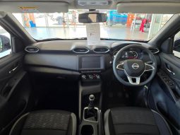 
										Nissan Magnite 1.0 Visia full									